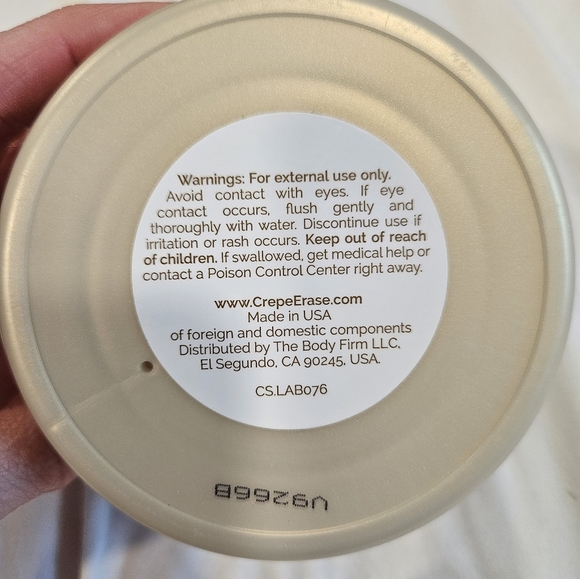 NIP Crêpe Erase Body Serum and Fragrance Free Advanced Body Repair Treatment Set - Picture 8 of 13